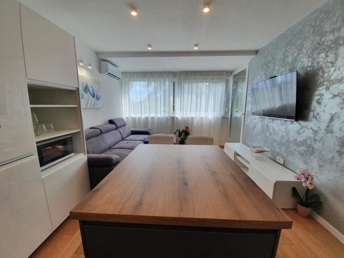 Apartman Leona 4*, Kantrida リエカ エクステリア 写真