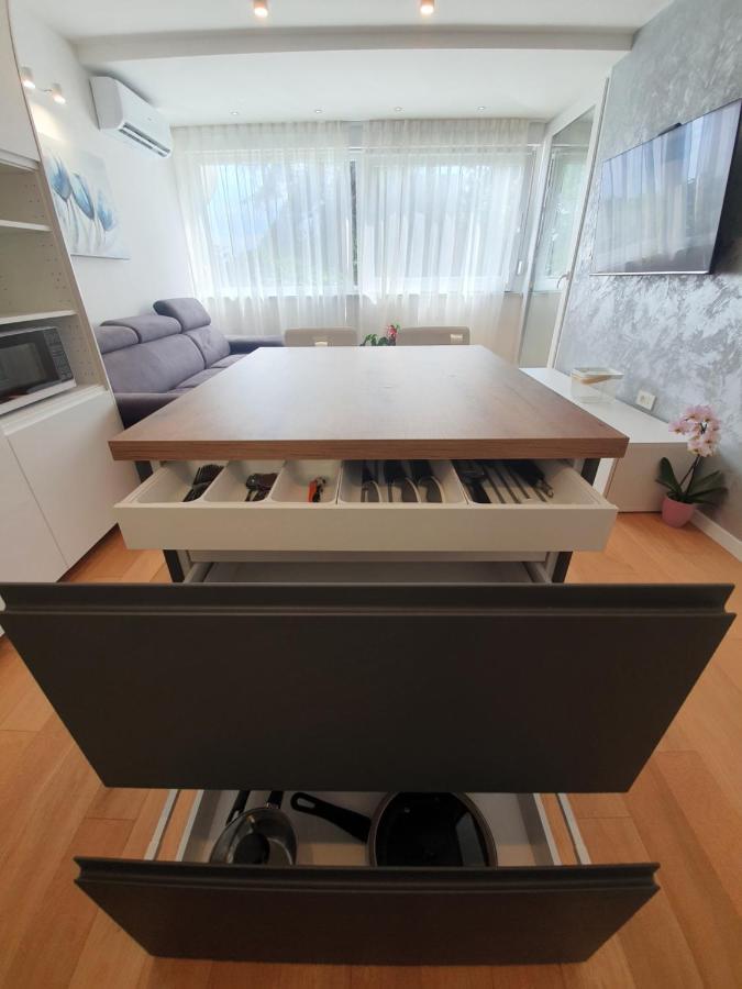 Apartman Leona 4*, Kantrida リエカ エクステリア 写真